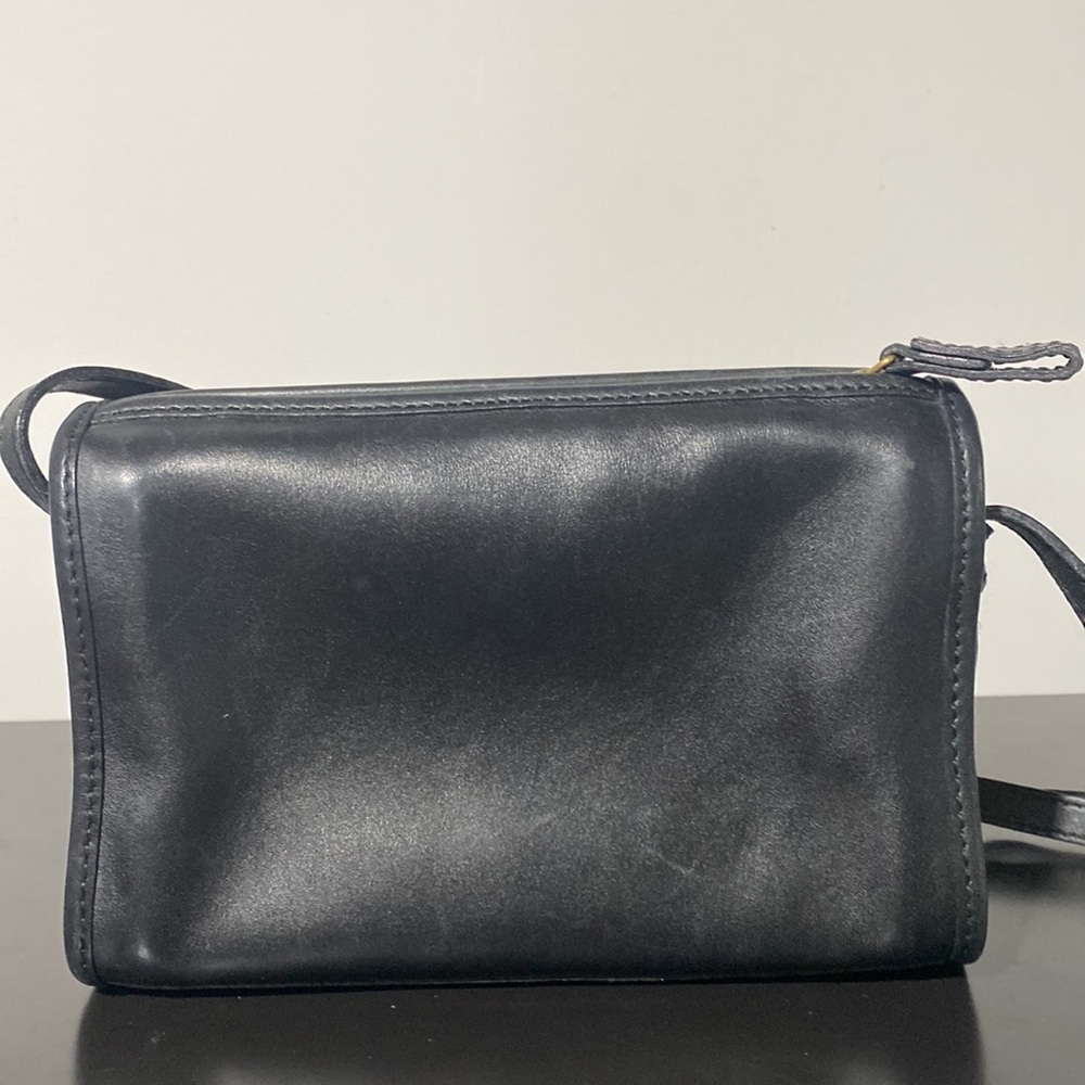 Womens vintage Liz Claiborne leather messenger bag shoulder bag black Y2K - Picture 3 of 10